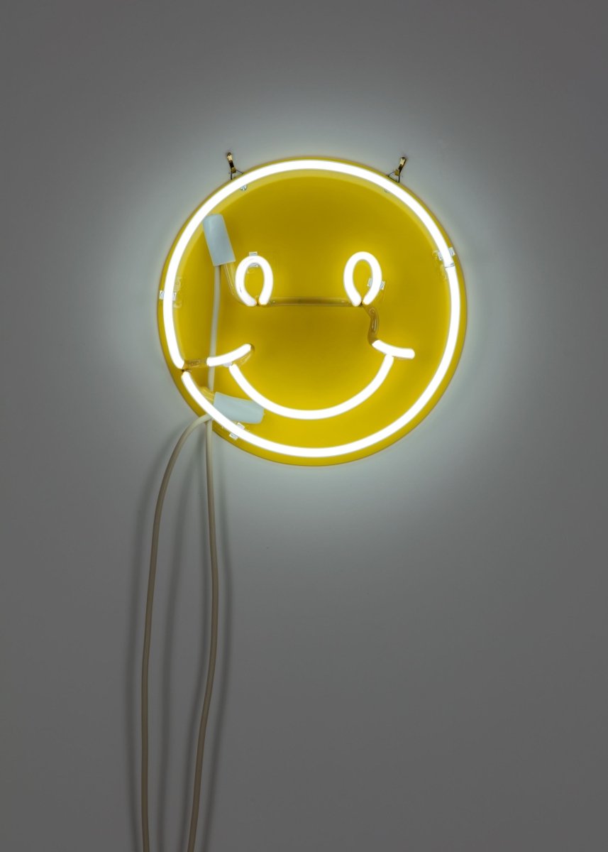 Smile | Neon Light Decor - GLO Studio - GLASS NEON