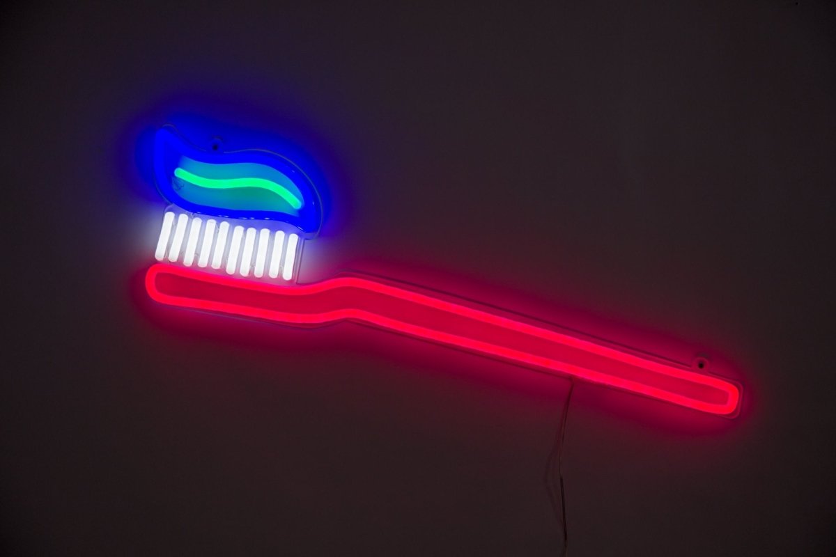 Toothbrush | Neon Light Decor - GLO Studio - LED NEON