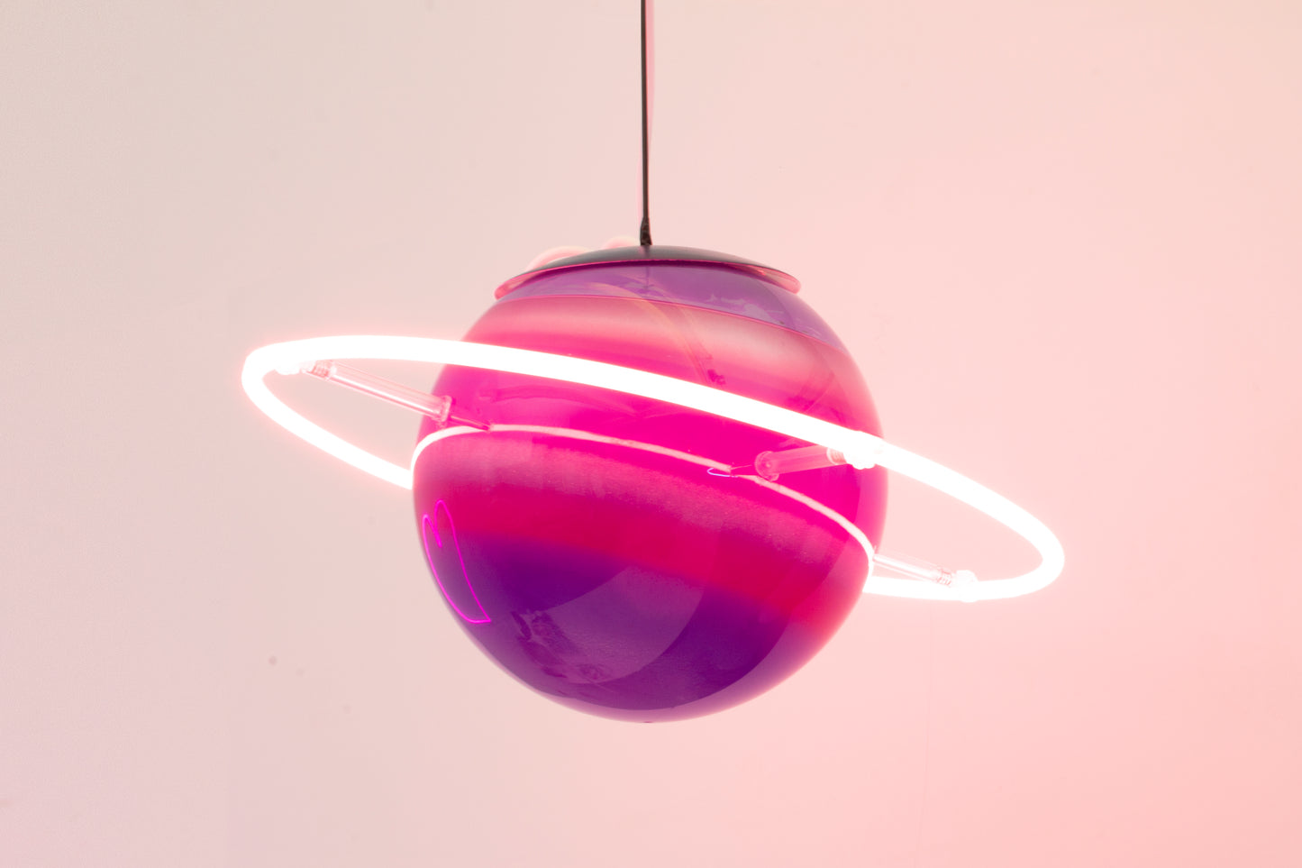 Glass 3D Pink Planet